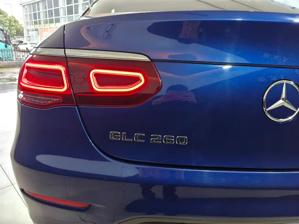 MERCEDES-BENZ GLC COUPE