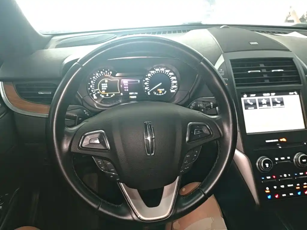 Lincoln MKC 2018 2017 2.0T 4WD Elegance Edition
