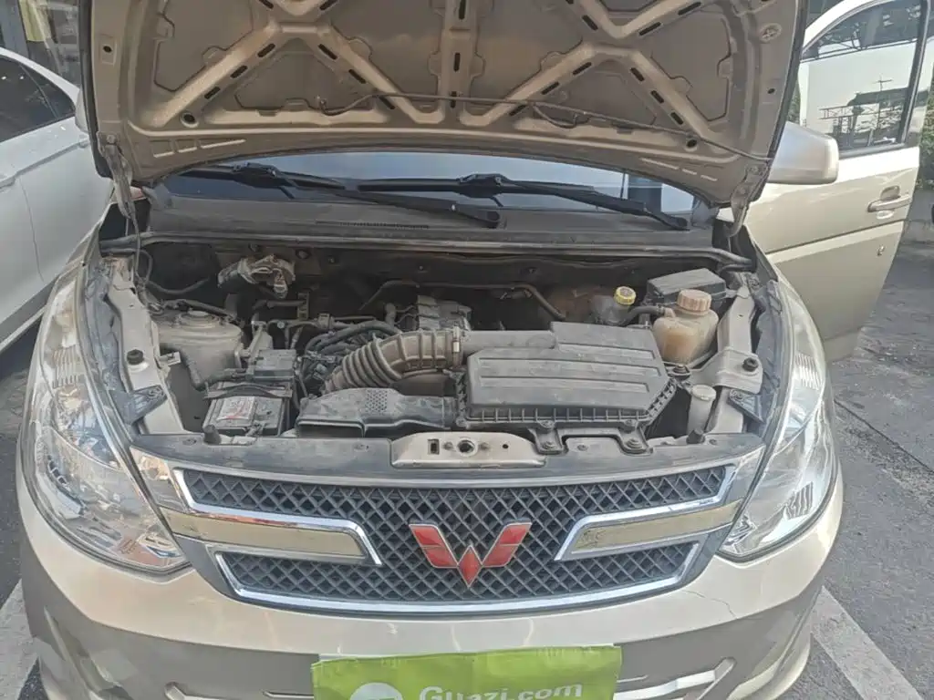 Wuling Motors Wuling Rongguang V 2017 2016 1.5L Standard
