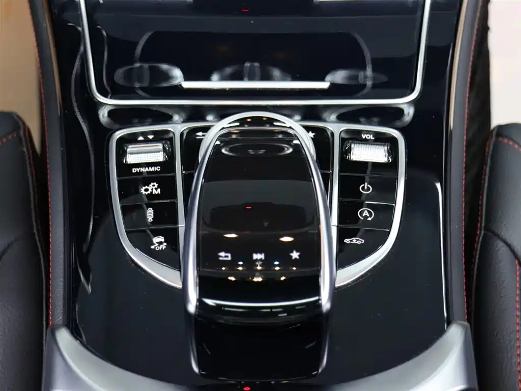 Mercedes-Benz GLC AMG 2017 AMG GLC 43 4MATIC фото 16
