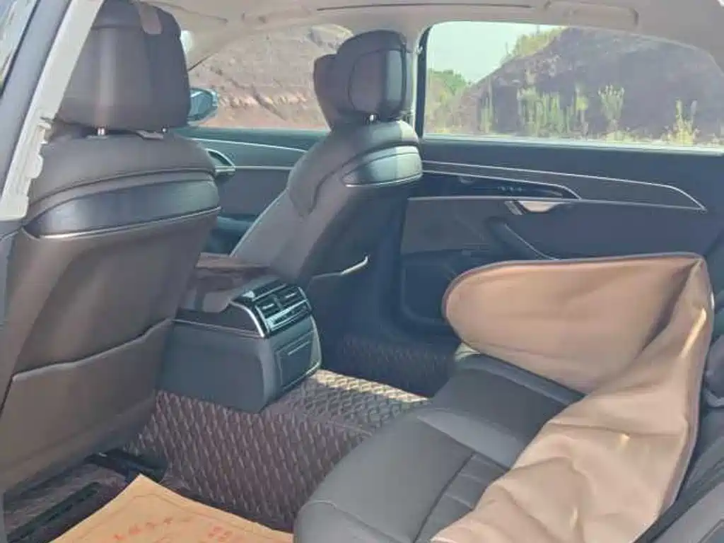 Audi A8 2025 2024 Model A8L 45 TFSI quattro Luxury