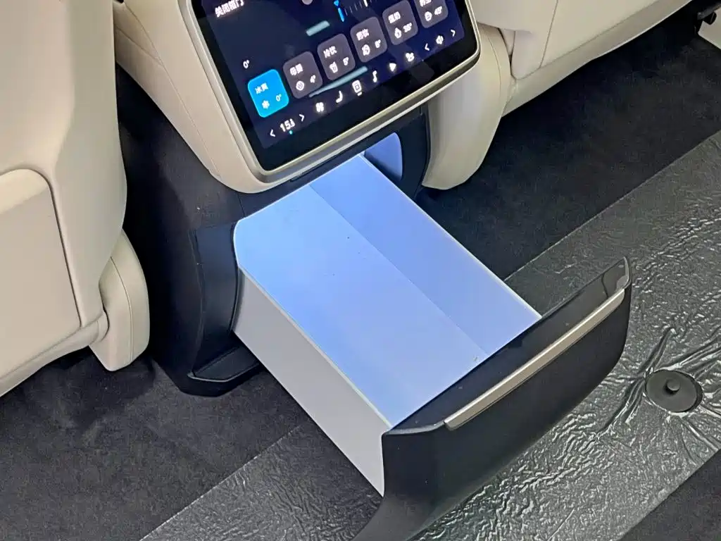 Ledao L90 2026 2025 AWD Base Model