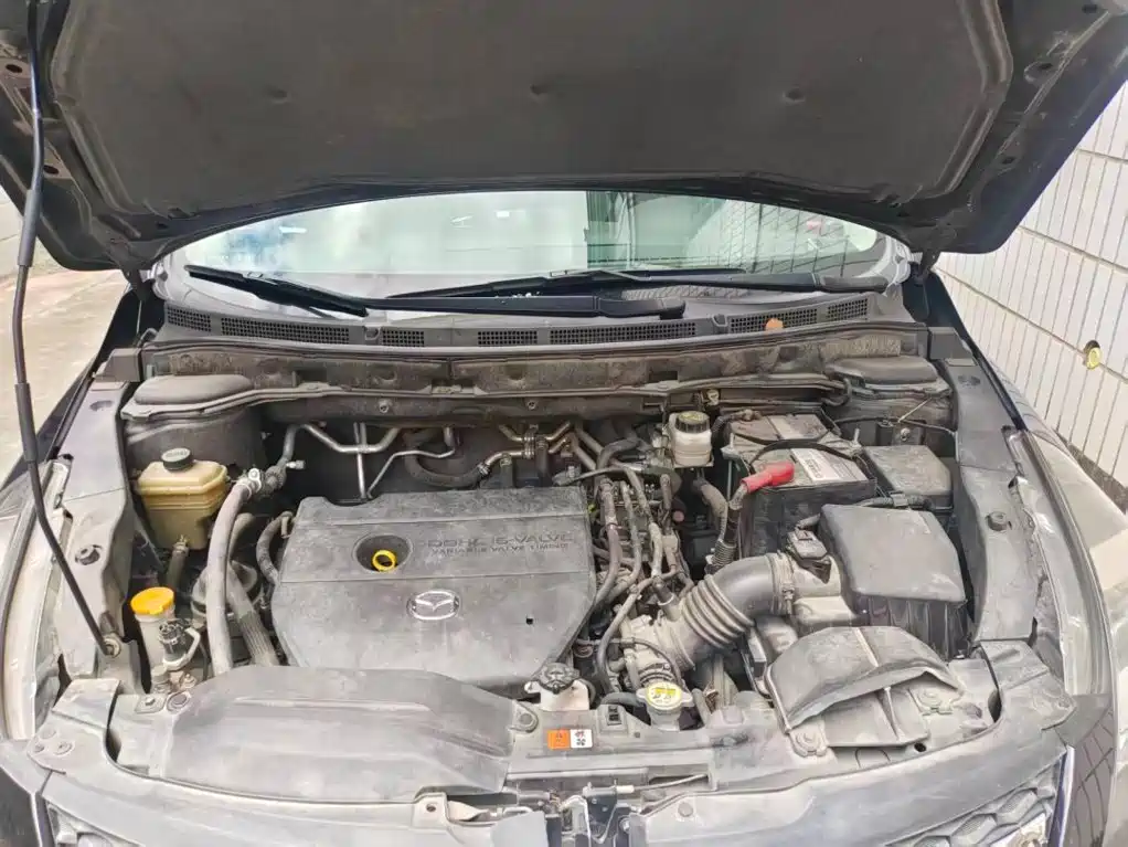 Mazda 8 2013 2013 2.5L Supreme Edition
