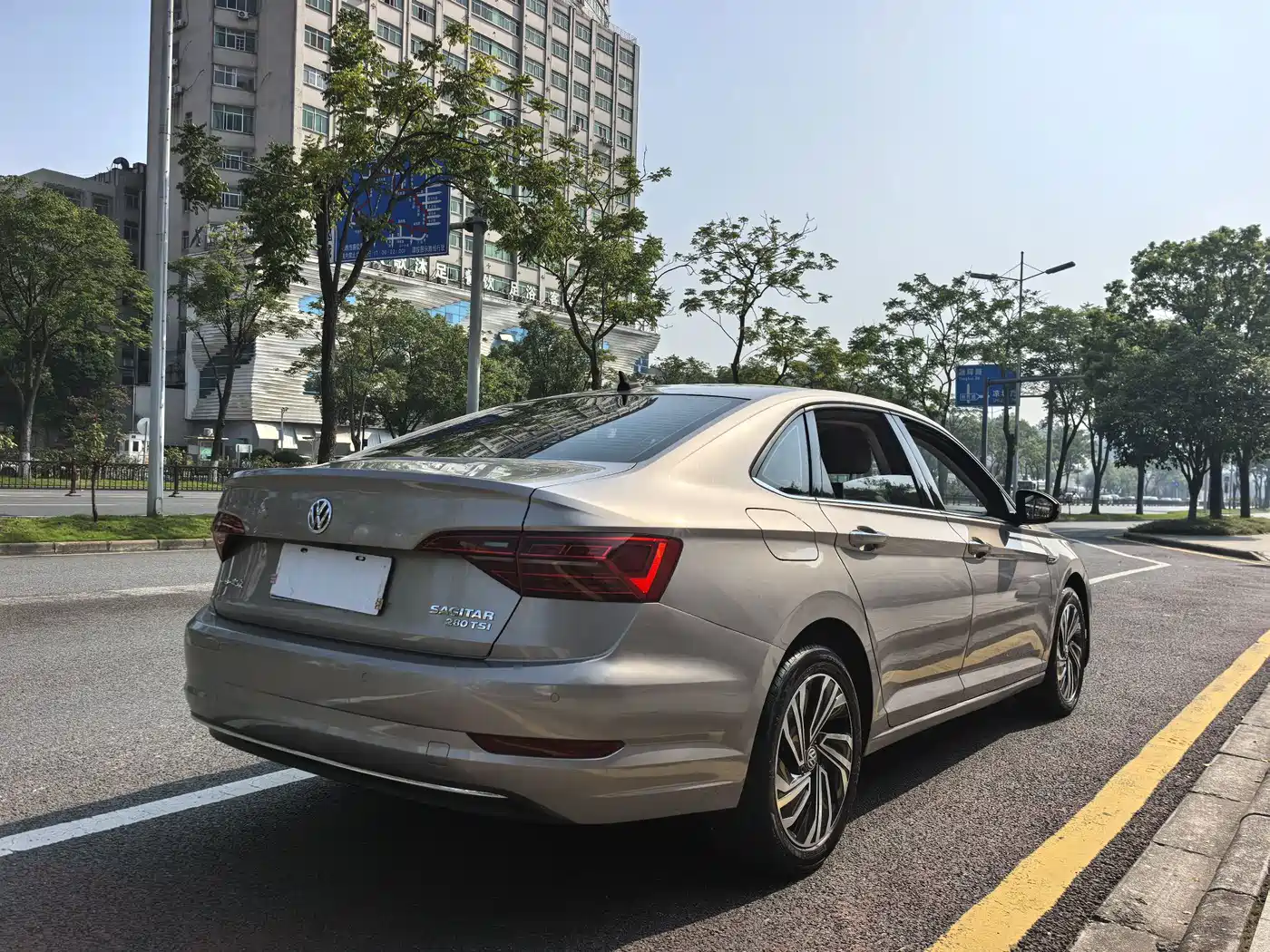 Volkswagen Sagitar, миниатюра 15