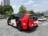 Фото 8 - Li Auto MEGA