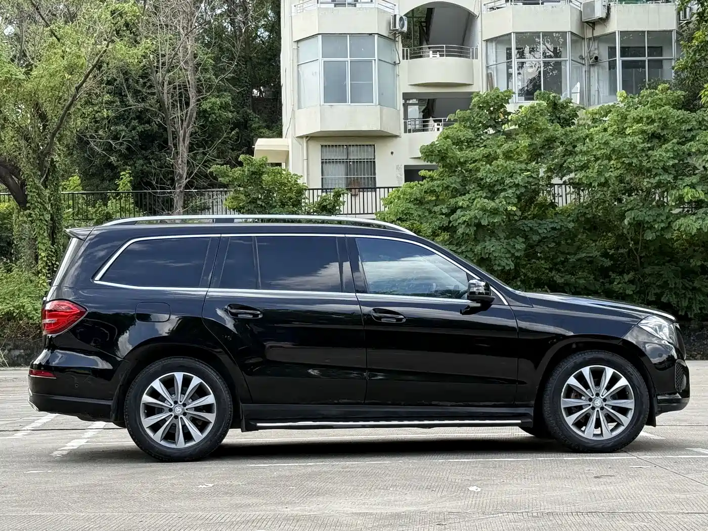 Mercedes-Benz GLS 2016 GLS 400 4MATIC Dynamic фото 4