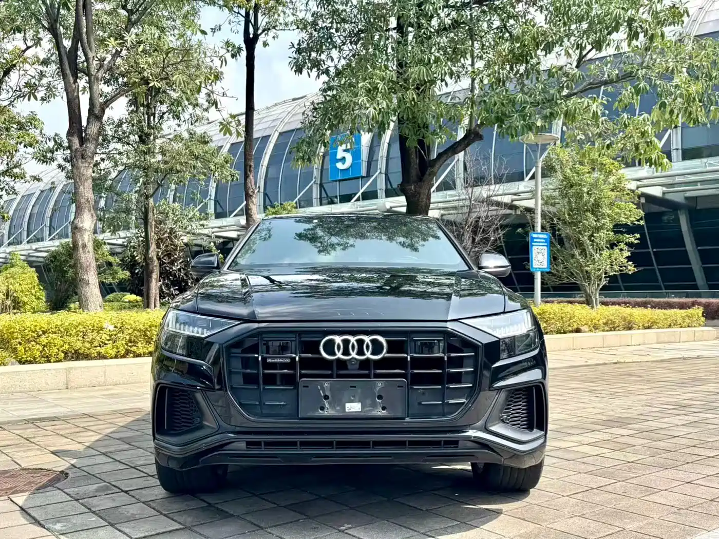 Audi Q8 2022 55 TFSI Premium Selection Dynamic фото 2