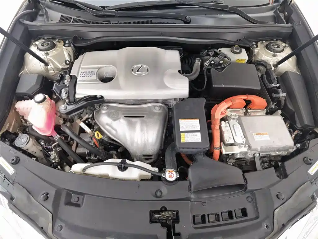 Lexus ES 2015 300h Comfort Edition фото 6