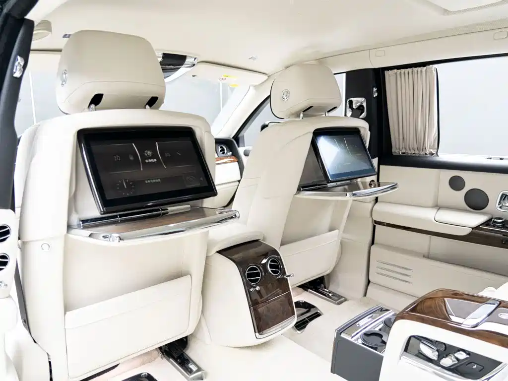 Rolls-Royce Phantom 2018 2018 6.7T Long Wheelbase Version