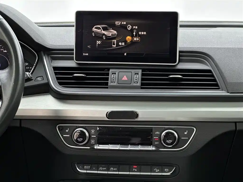 Audi Q5L 2018 40 TFSI Prestige Fashion (China V) фото 10