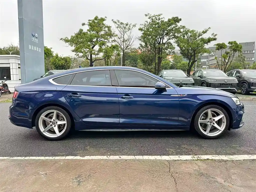 Audi A5 (Import) 2017 Sportback 40 TFSI Fashion фото 10