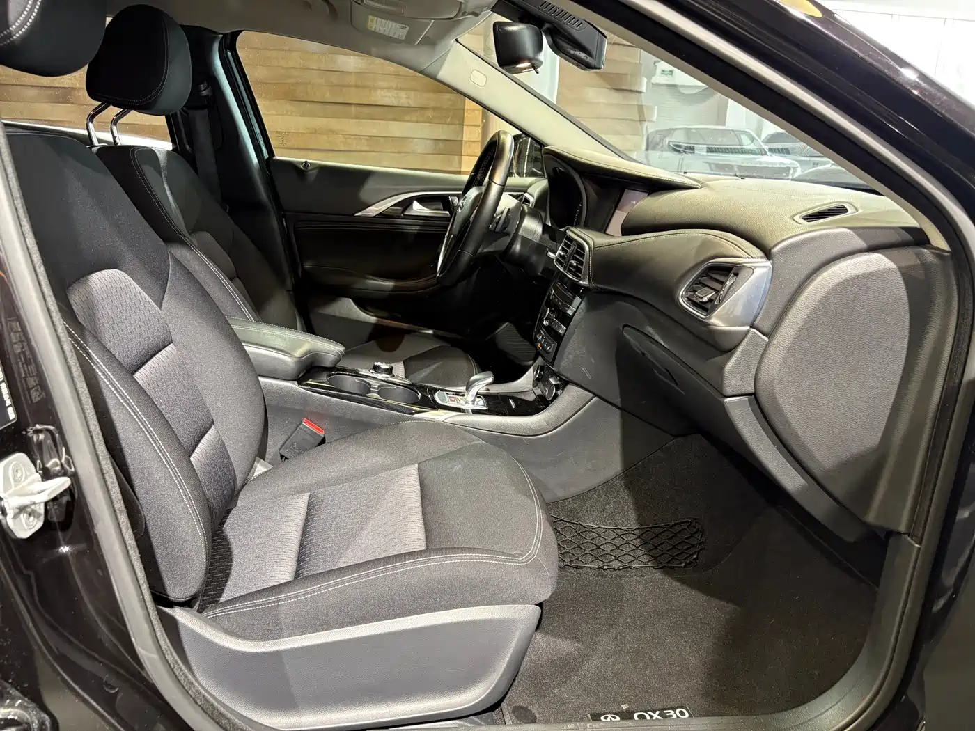 Infiniti QX70 2015 2013 3.7L Standard Edition