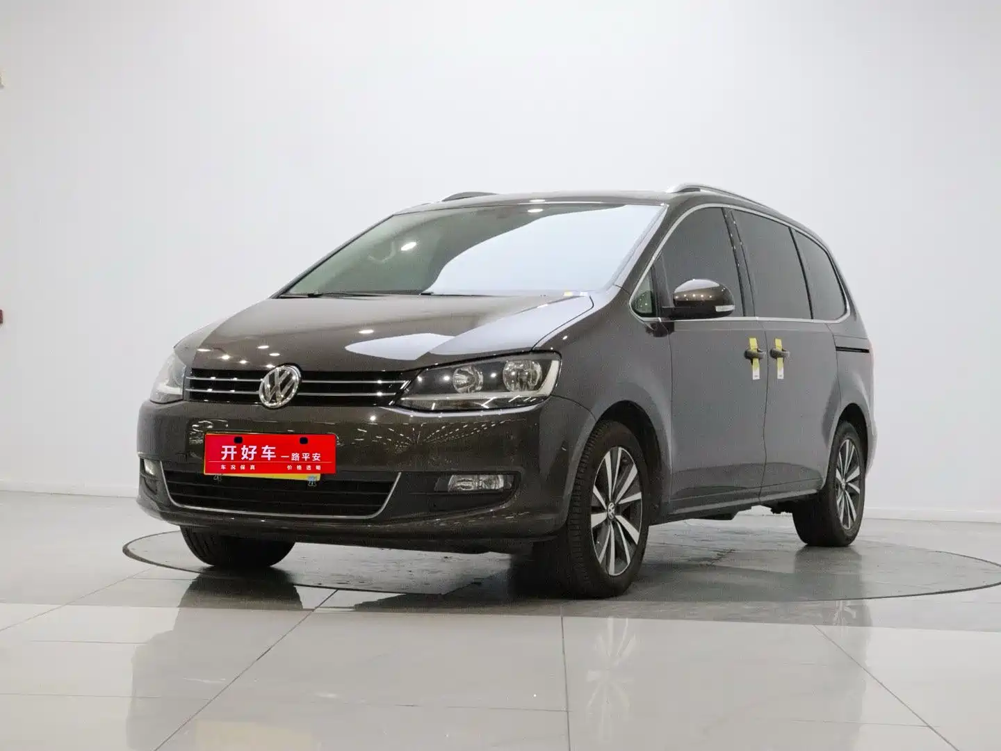 Фото 1 - Volkswagen Sharan