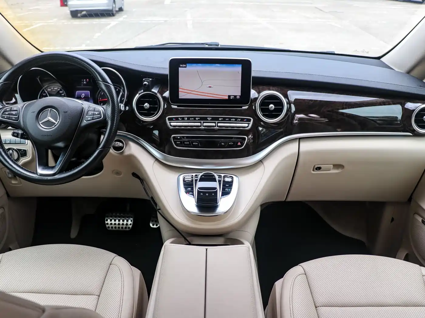 Mercedes-Benz V-Class 2016 V 260 Premium Edition фото 6