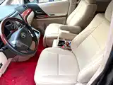 صورة 6 - Toyota Alphard