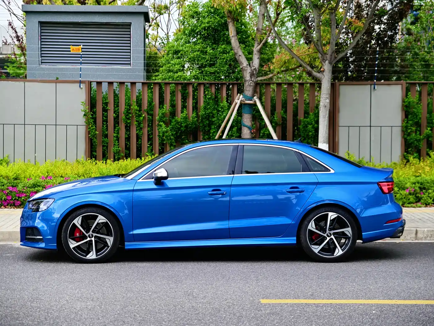 Audi S3 2019 Audi S3 2.0T Limousine фото 11