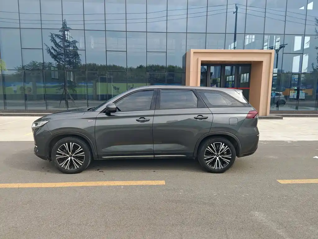 Changan Oshan X7 2021 2020 1.5T Auto Luxury Model