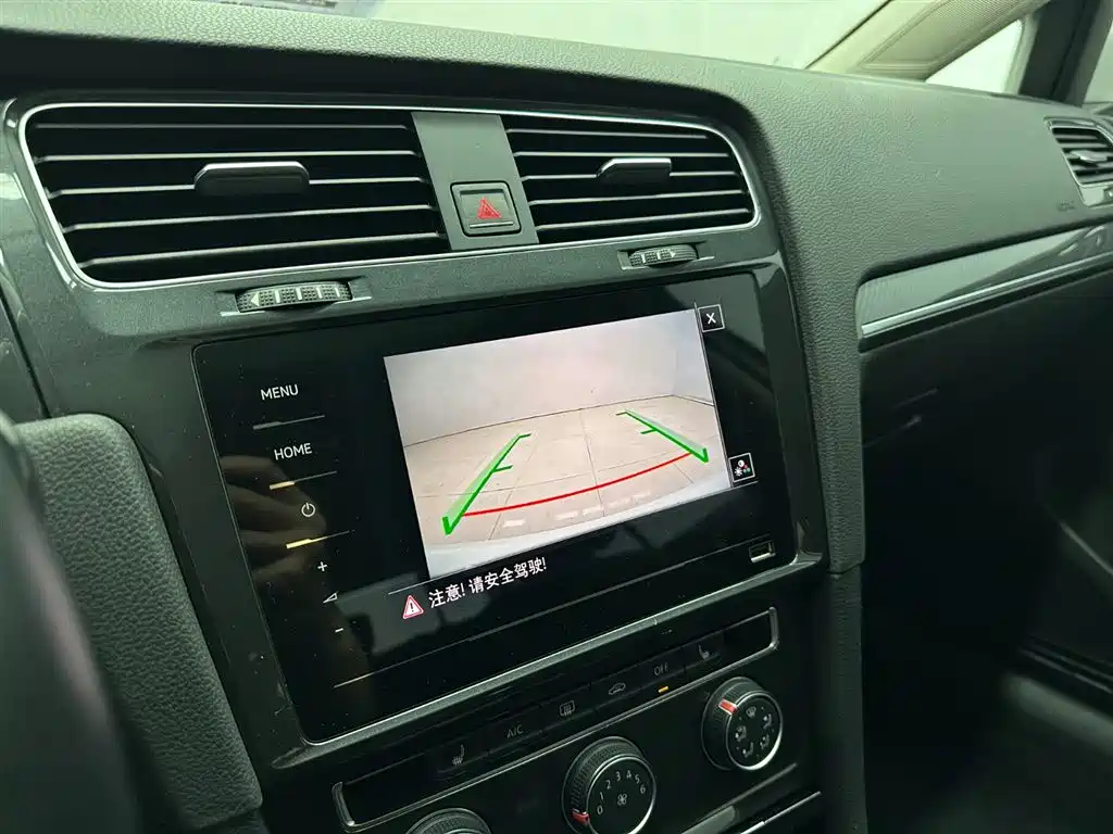 Volkswagen Golf 2020 Beloved Edition 280TSI DSG Luxury фото 11
