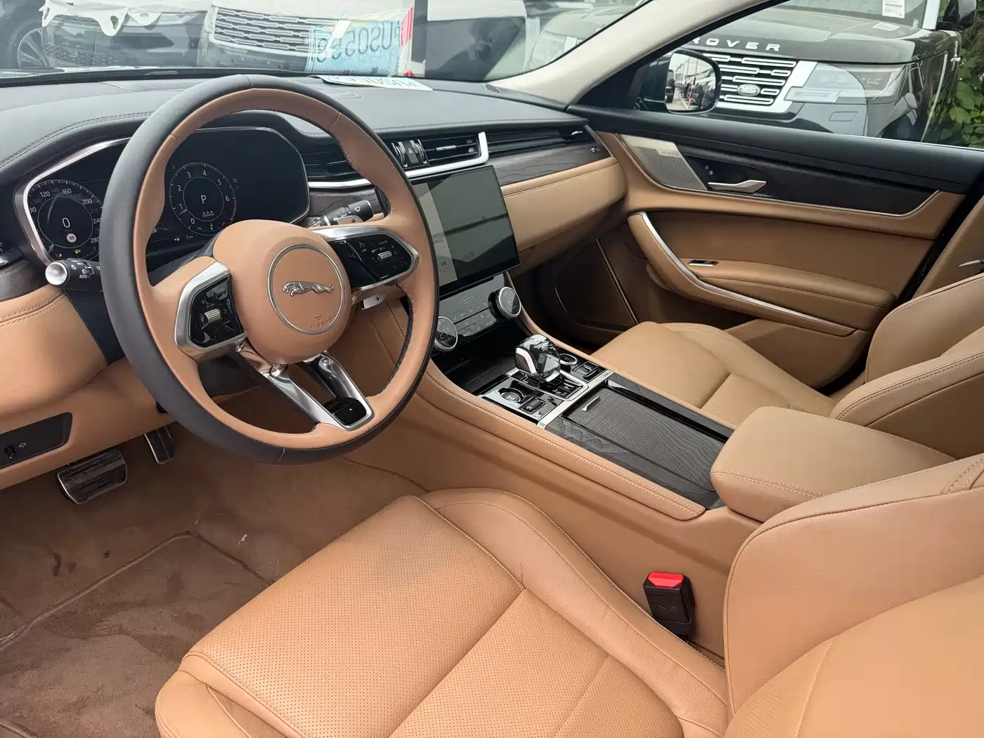 Jaguar XFL 2025 2025 2.0T P250 FWD Luxury Edition