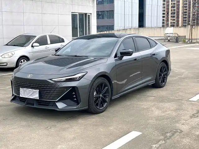 Changan UNI-V 1.5T, Премиум