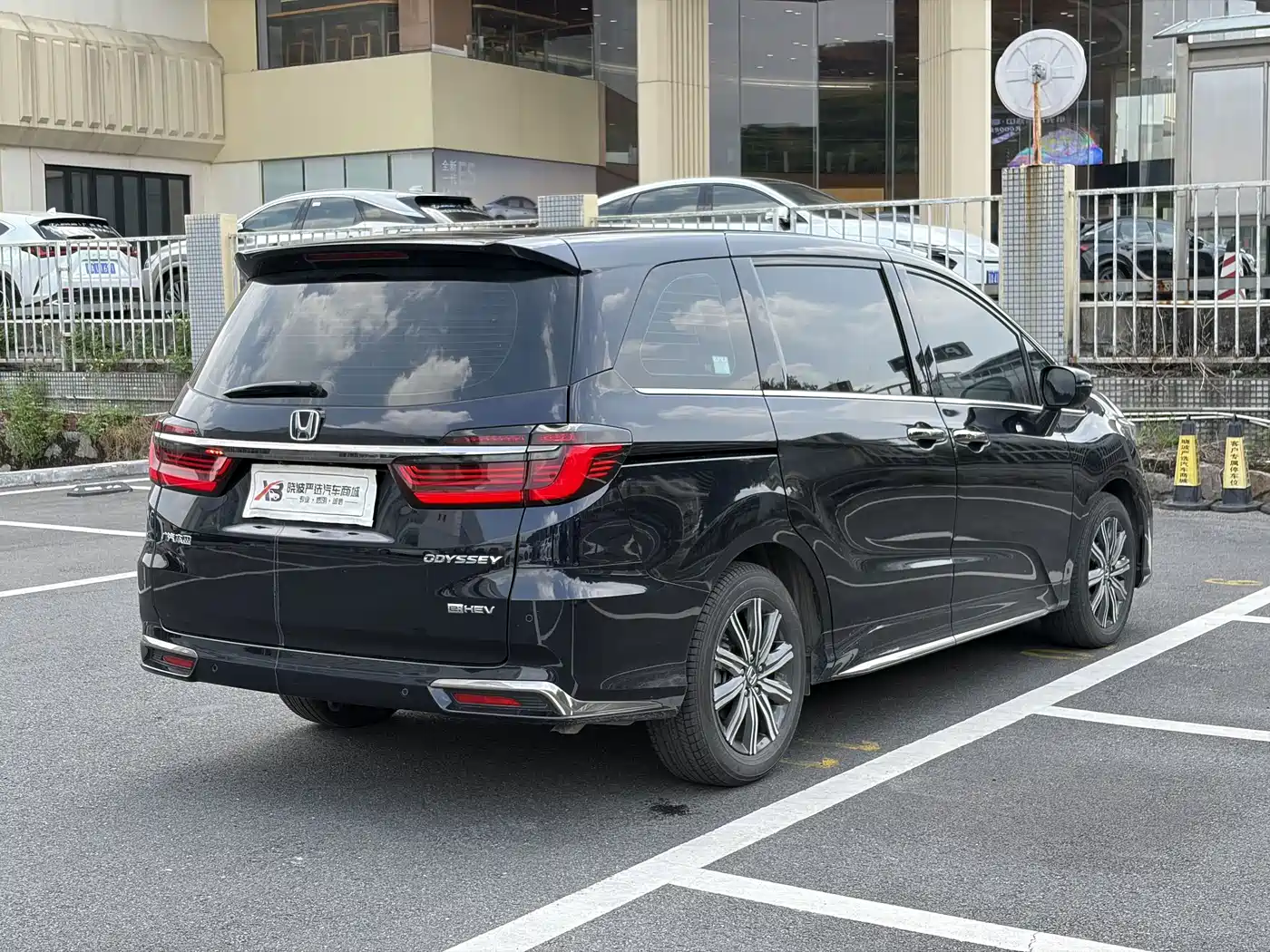 Фото 6 - Honda Odyssey