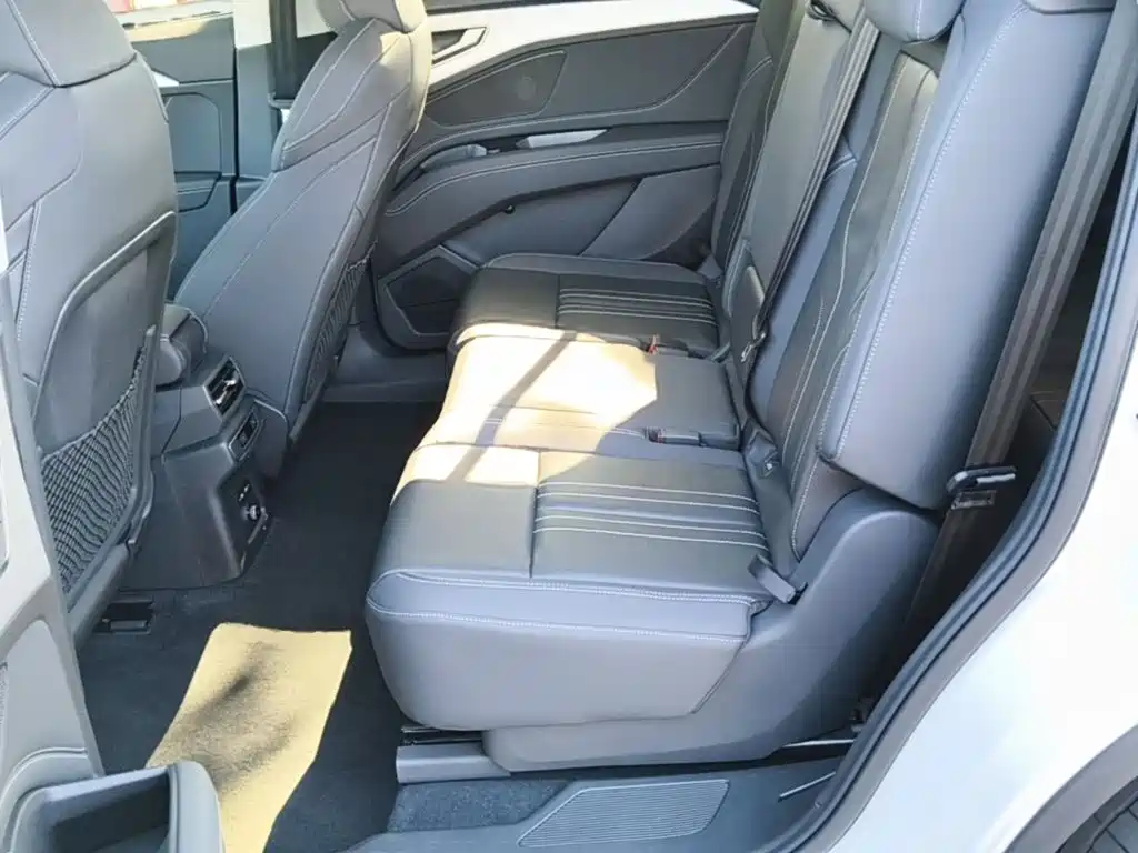 Audi Q5 e-tron 2025 2023 40 e-tron Shining Edition Brocade Package