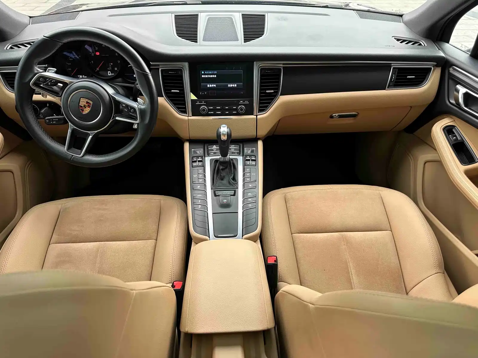 Фото 11 - Porsche Macan
