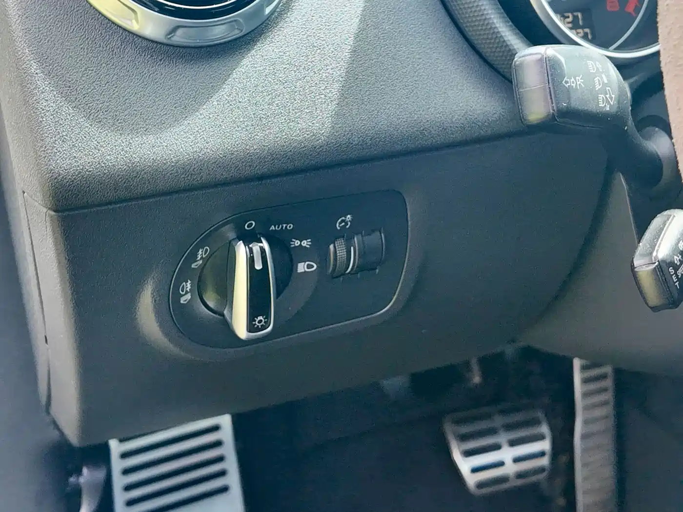 Audi TT 2011 2011 TT Coupe 2.0TFSI quattro
