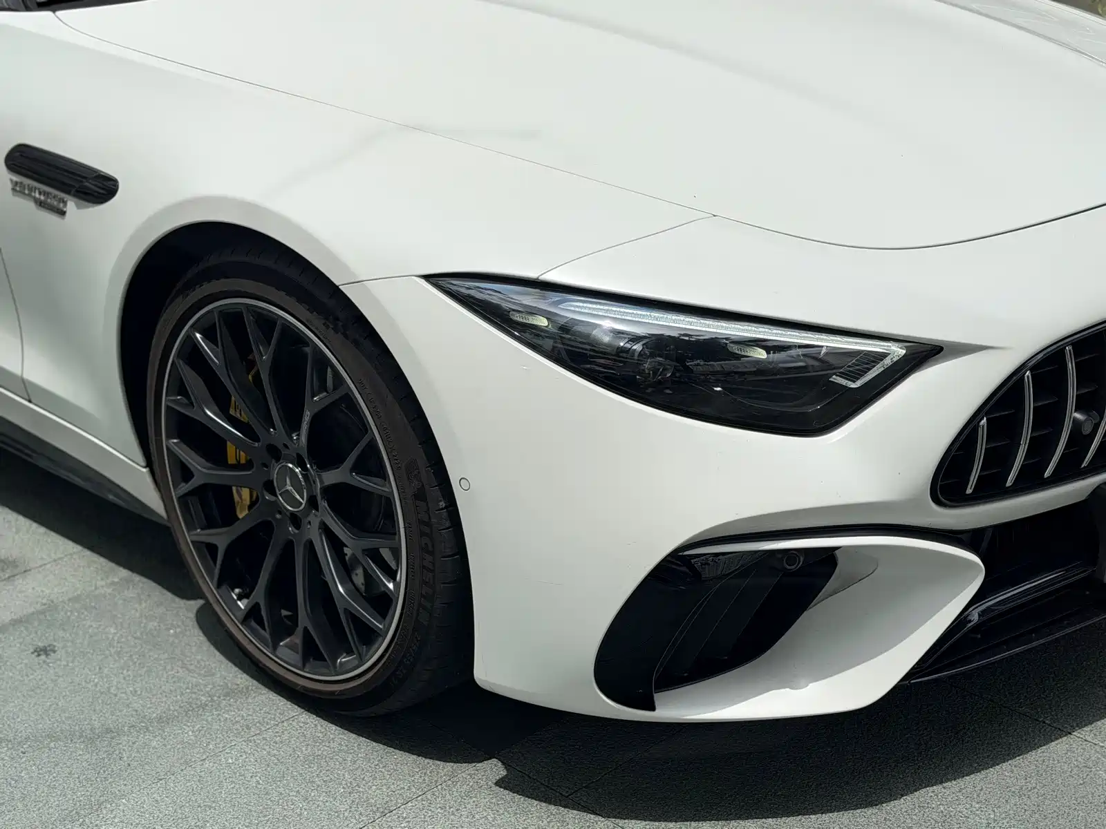 Фото 22 - Mercedes-Benz SL-Class AMG