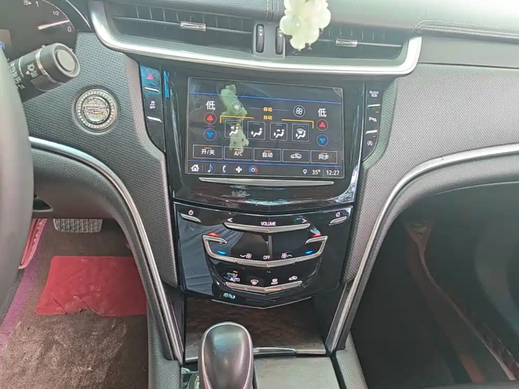 Cadillac XTS 2019 2018 28T Technology