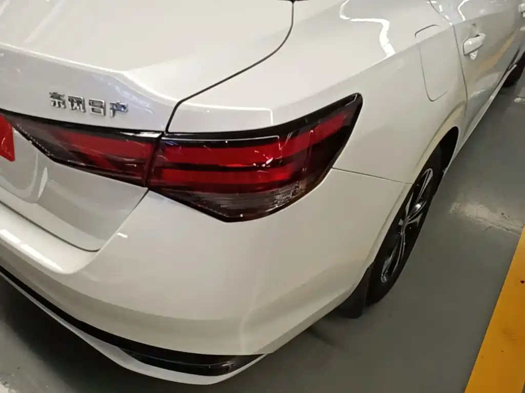 Nissan SYLPHY, миниатюра 8