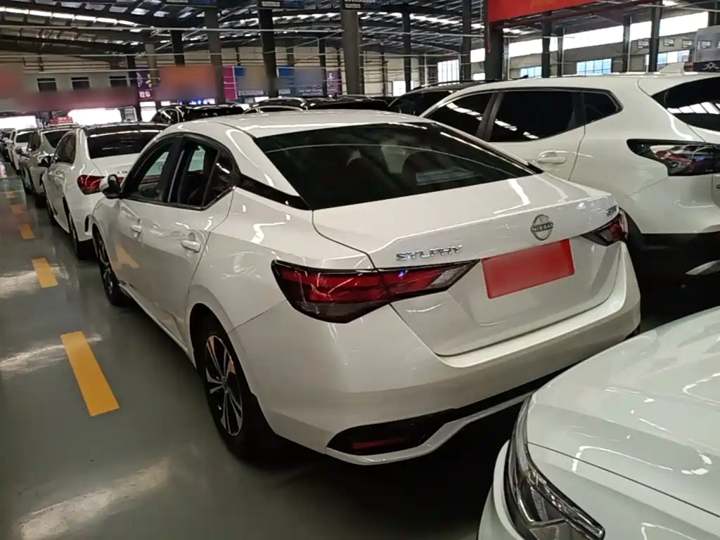 Nissan SYLPHY, миниатюра 5