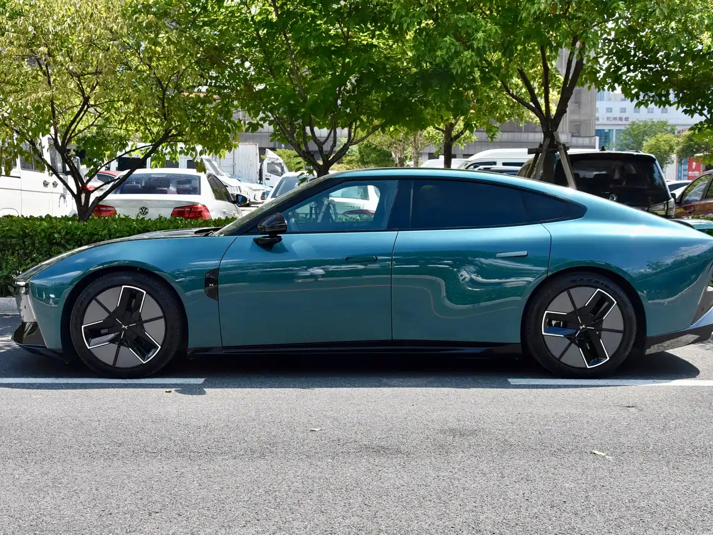 2025 XPeng P7