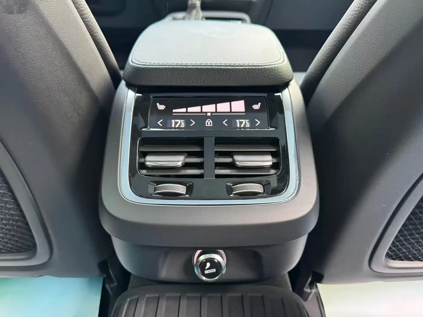 Volvo V90 2018 2017 Cross Country T5 AWD Smart Edition