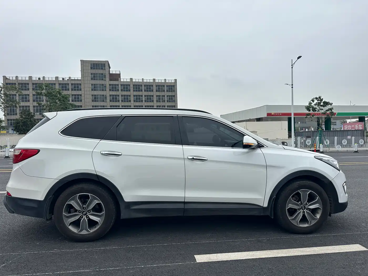 Hyundai Grand Santa Fe 2013 2.2T 7-Seater 4WD Comfort Edition фото 7