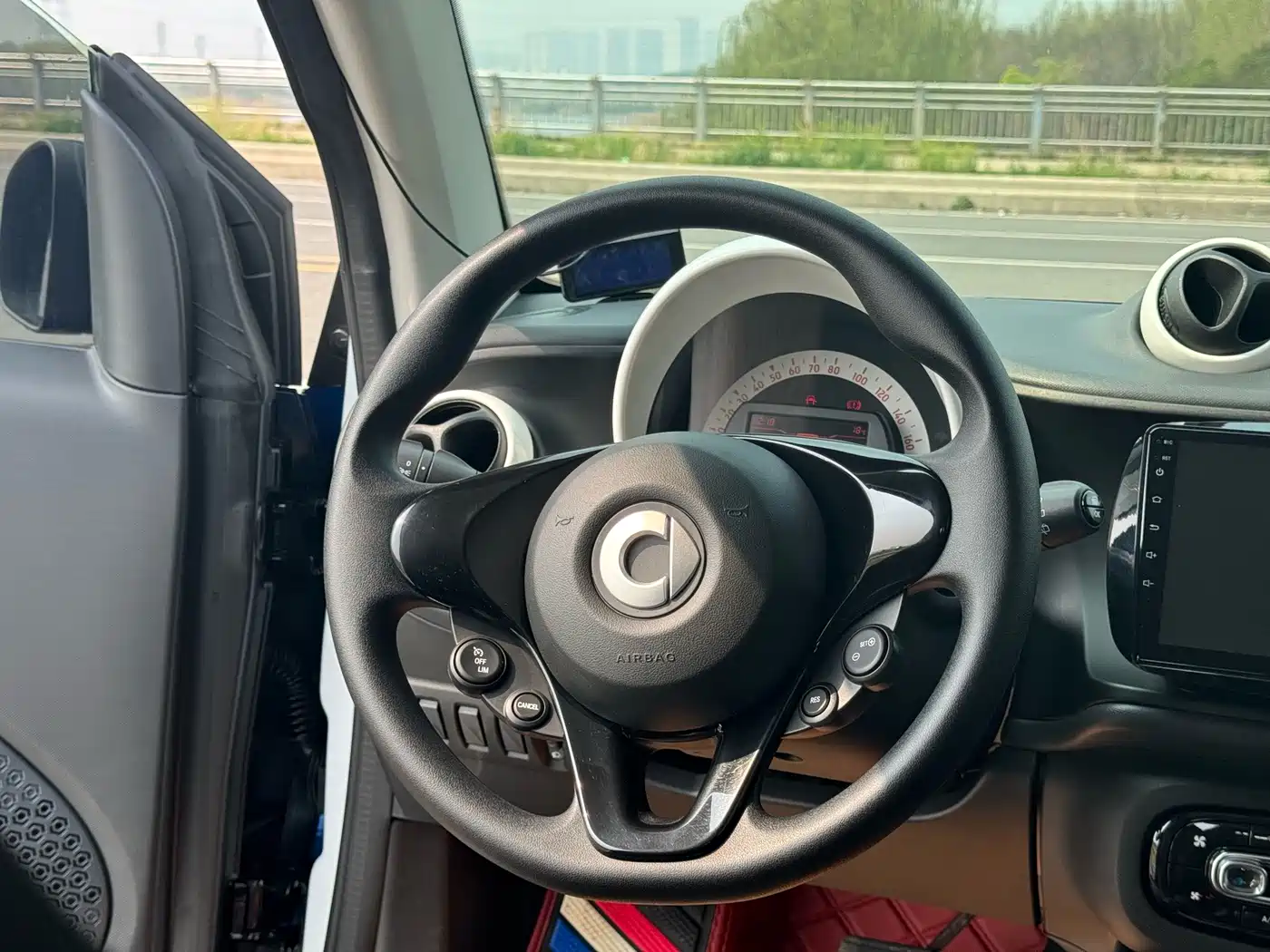 smart fortwo 2019 2018 1.0L 52kW Hardtop Agile Edition China V