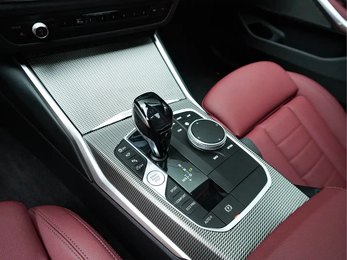 Photo 20 - BMW 3 Series