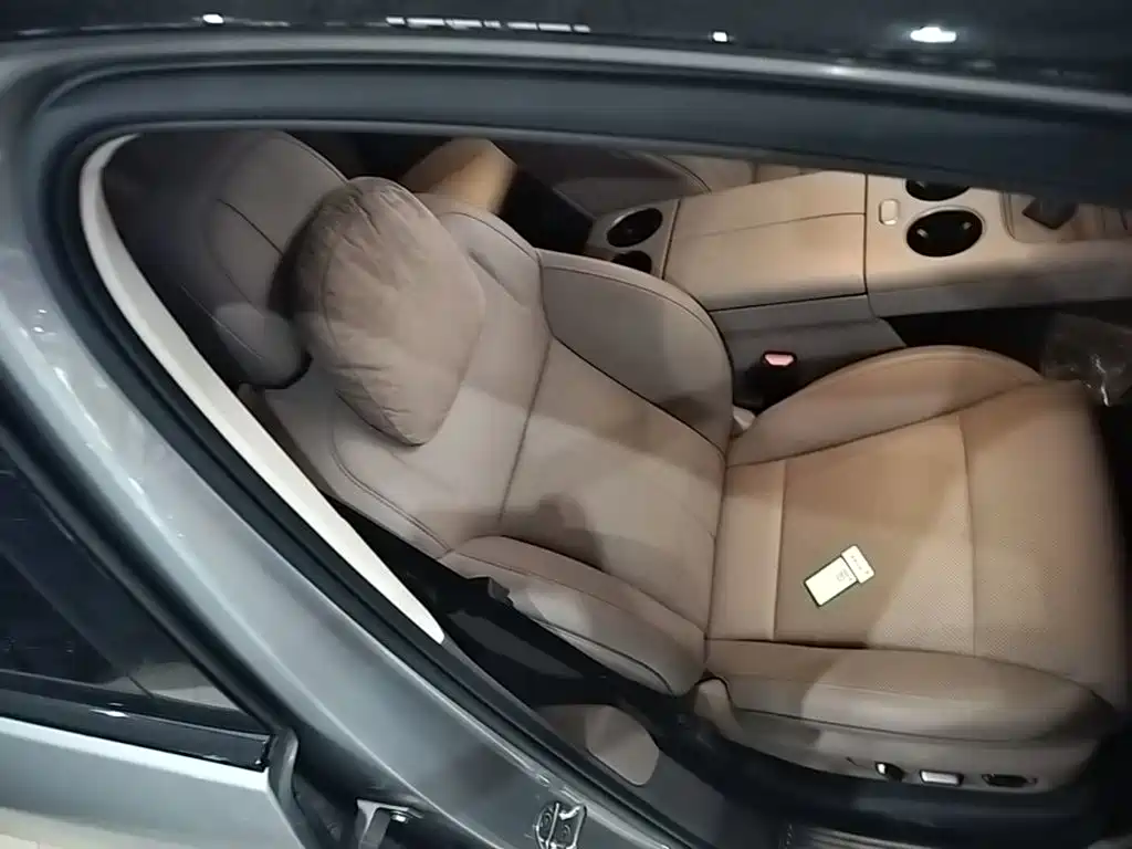 Li Auto Li i8 2025 2025 Standard Edition