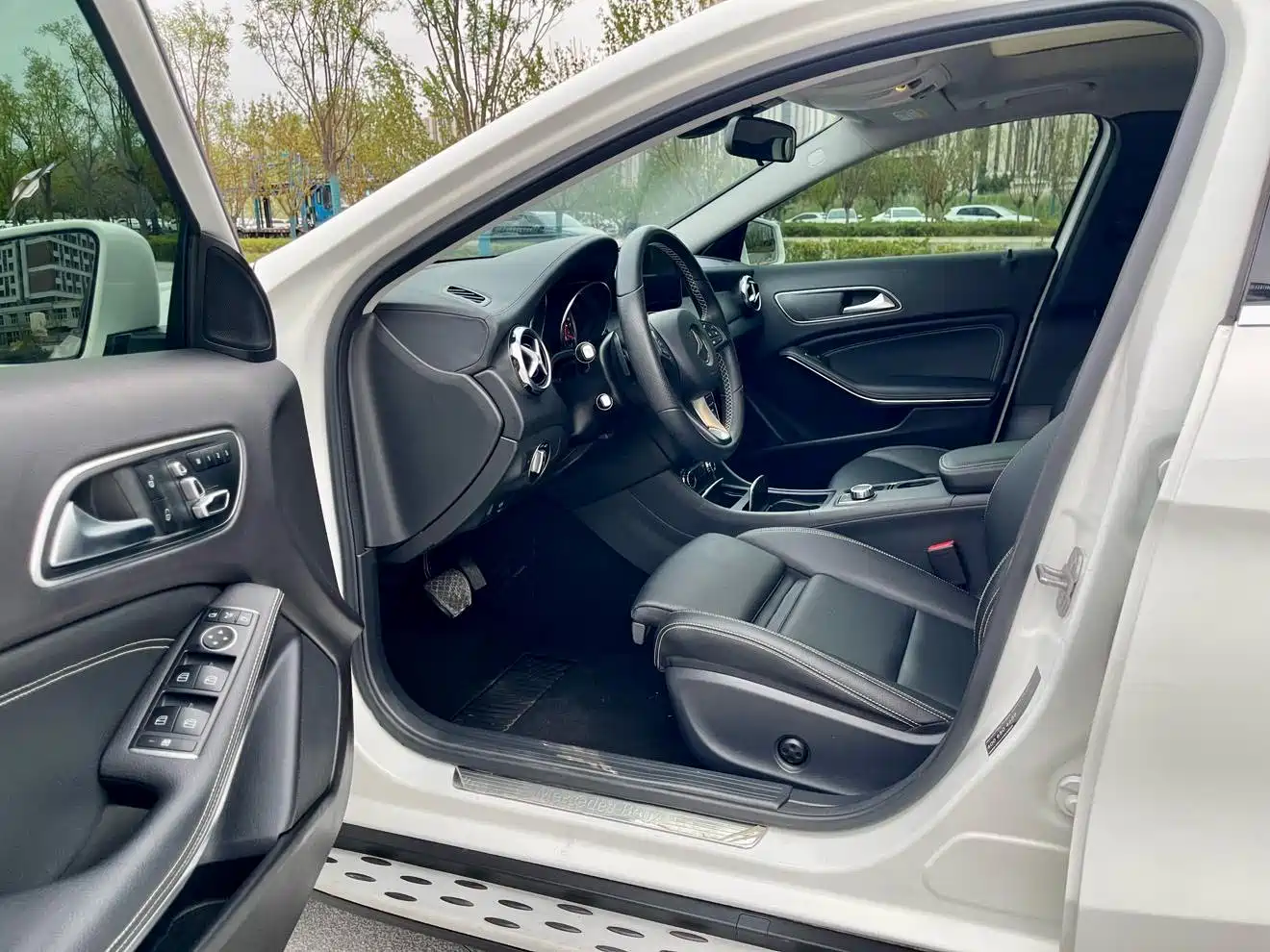 Mercedes-Benz GLA 2018 GLA 200 Fashion фото 5