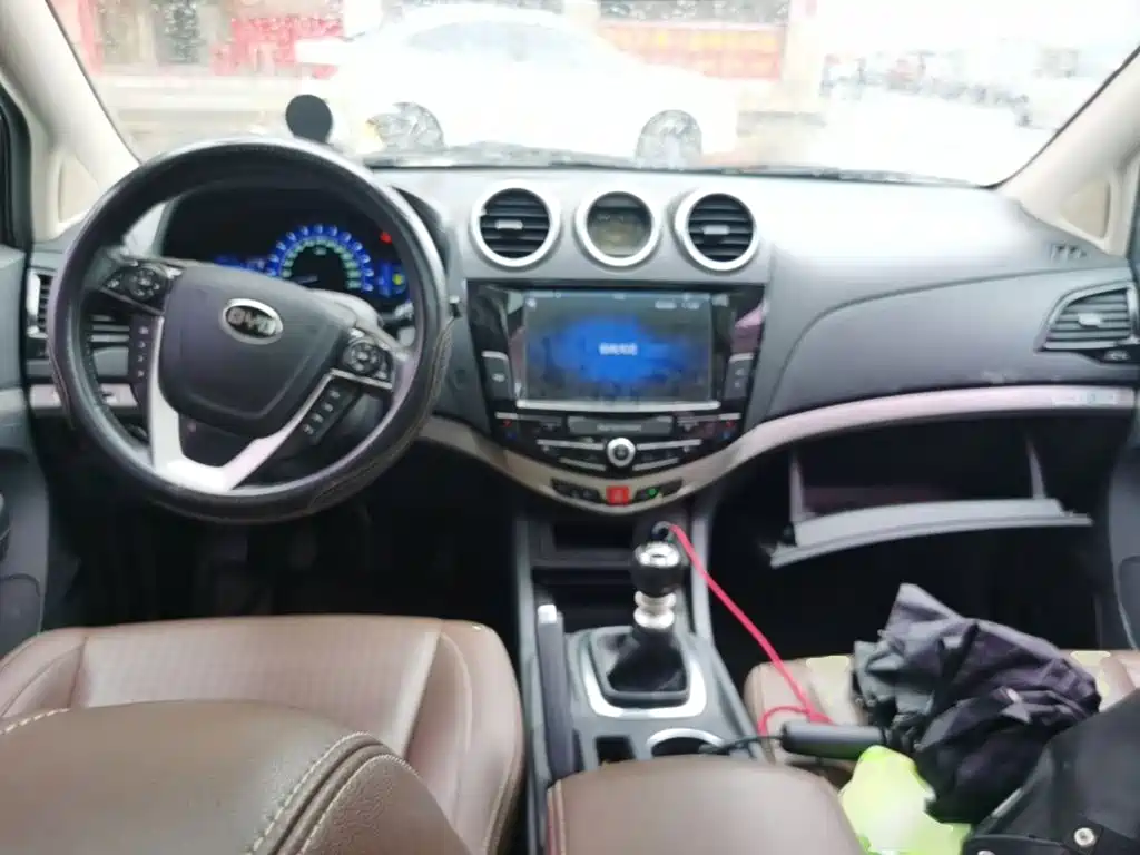 BYD S7 2016 2016 1.5T Manual Premium Model