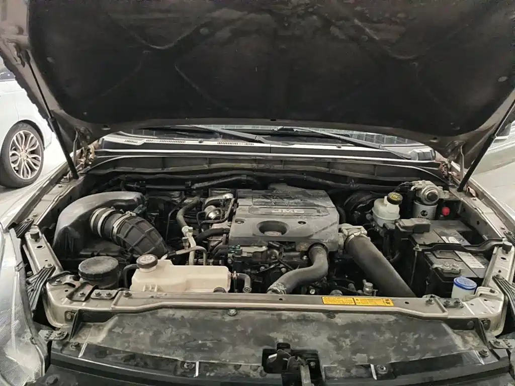 Jiangling Baodian 2020 2020 Model 2.5T Diesel 2WD Comfort Long Wheelbase JX4D25A6L