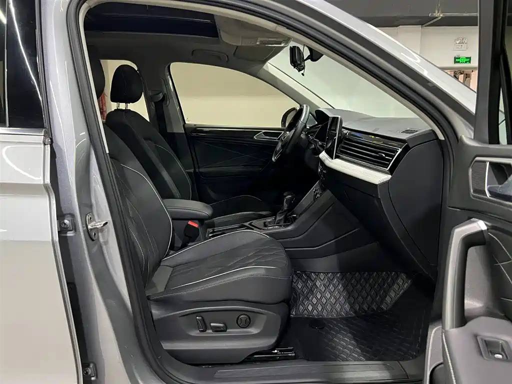 Volkswagen Tiguan L 2023 280TSI 2WD Trend Limited Edition фото 19