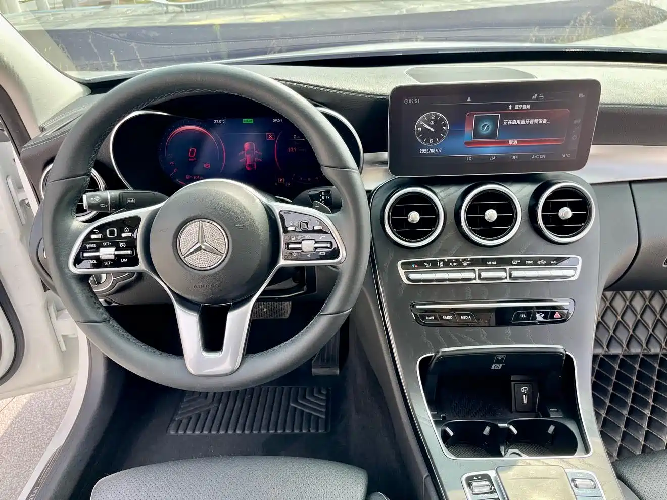 Mercedes-Benz C-Class 2019 Facelift C 260 L Sport фото 14