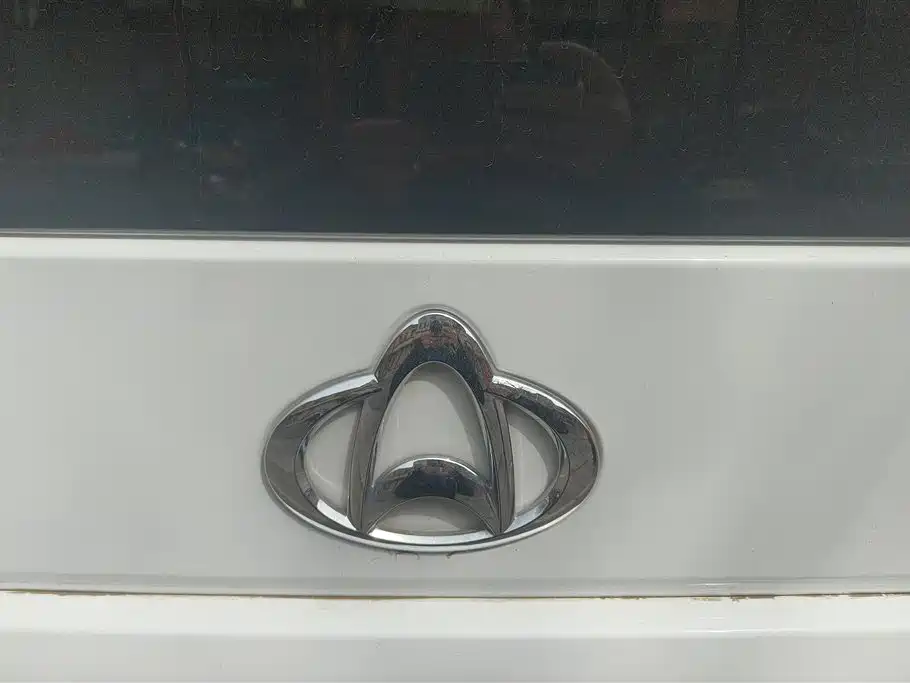 CHANGAN CHANGAN RUIXING EM60