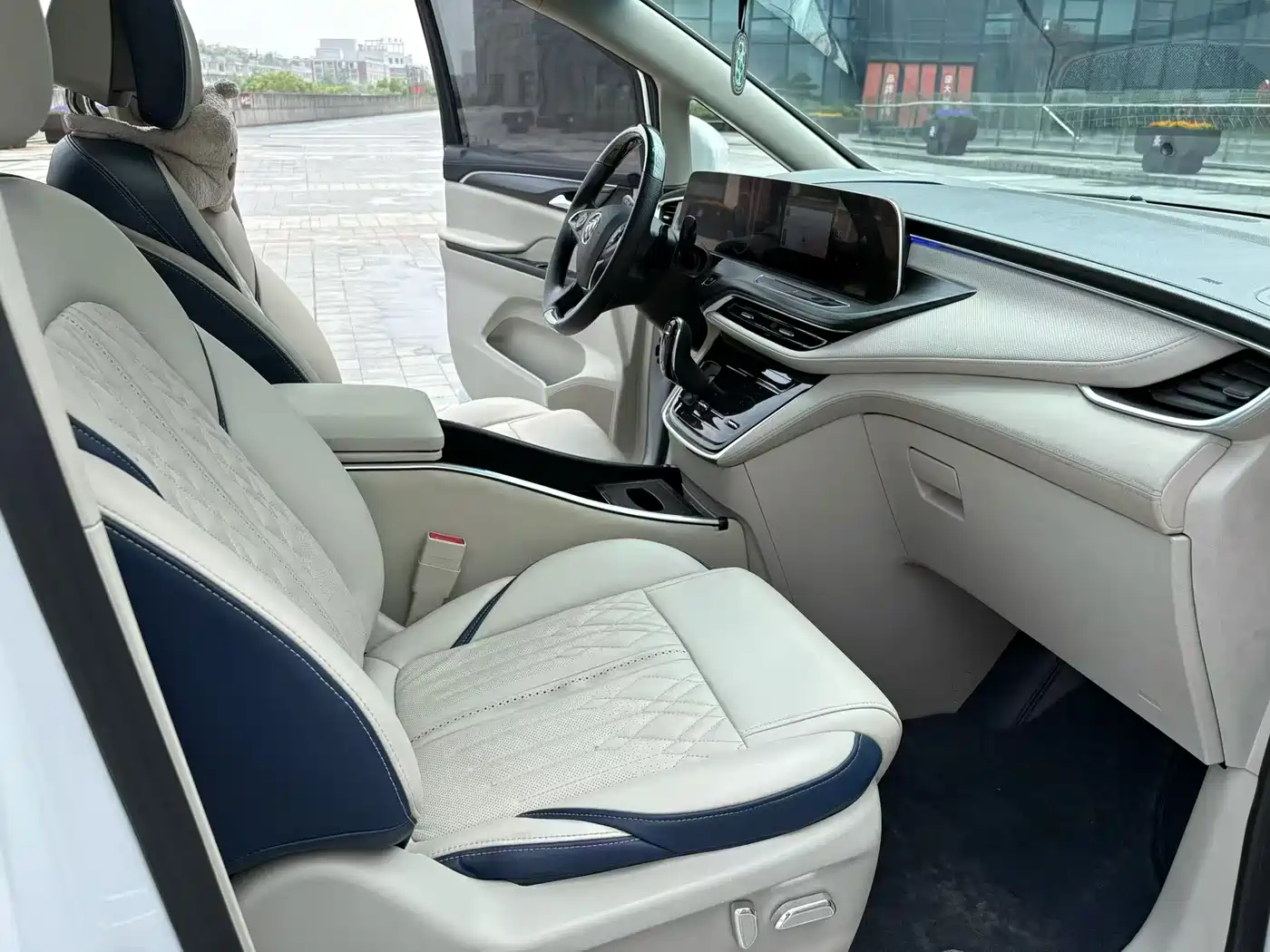 Buick GL8 2023 ES Landmaster Exclusive фото 8
