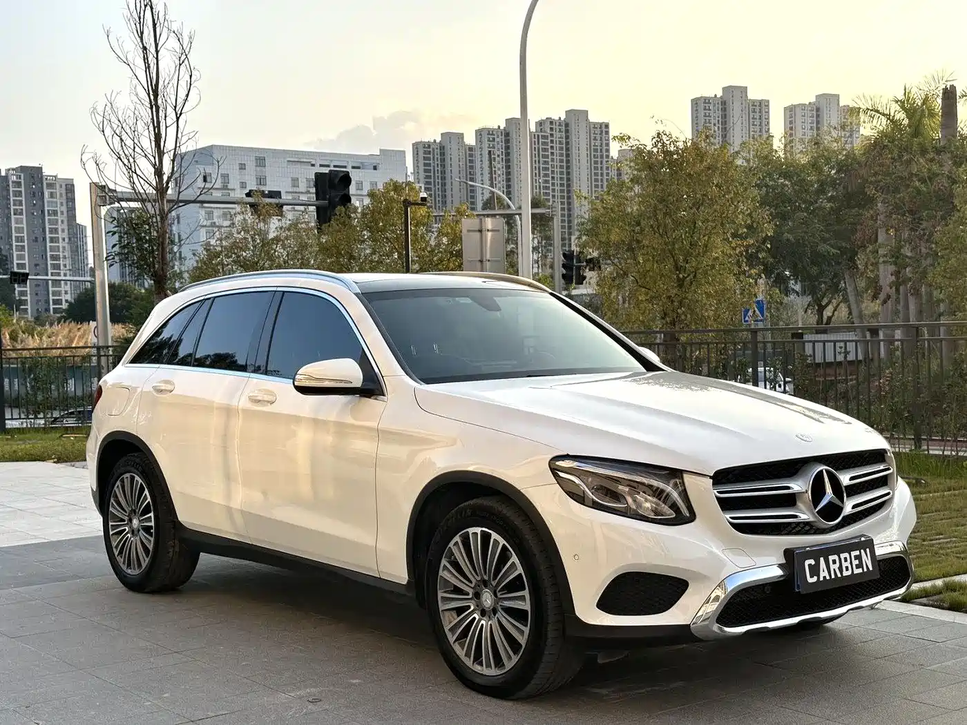 Mercedes-Benz GLC 2016 GLC 260 4MATIC Dynamic фото 3