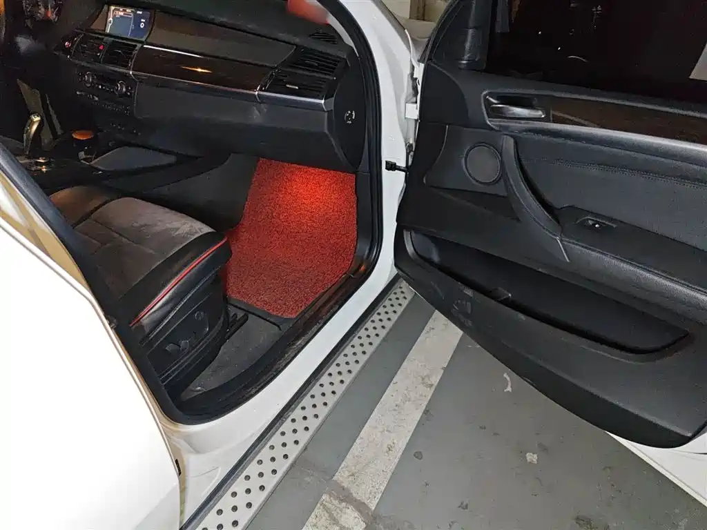 BMW X6 2014 xDrive35i Sport фото 20