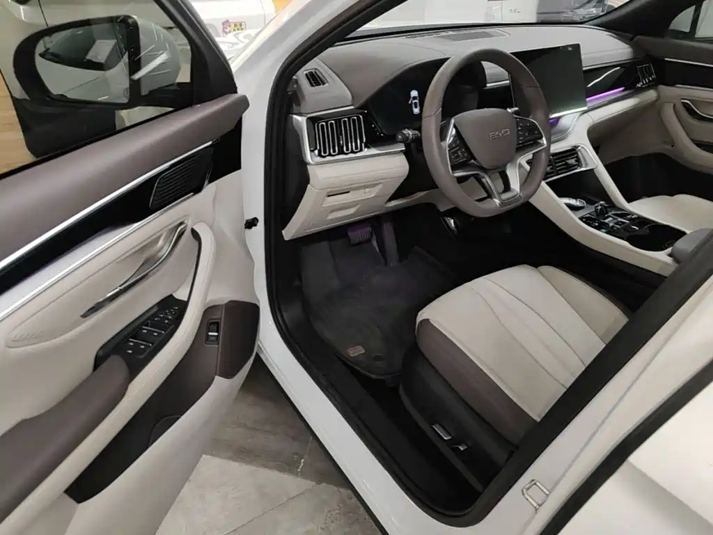 BYD Song PLUS PHEV 2024 2025 DM-i 112KM Honor