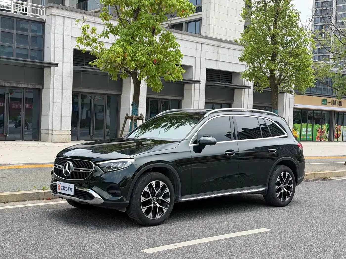 Mercedes-Benz GLC 2024 GLC 260 L 4MATIC Dynamic 7-seater