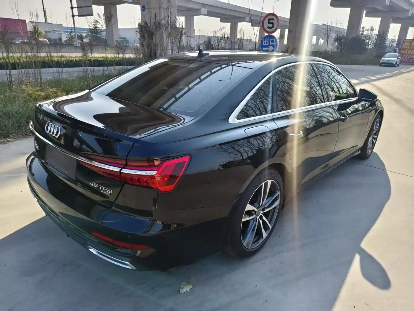 Audi A6L 2019 40 TFSI Luxury Dynamic фото 5